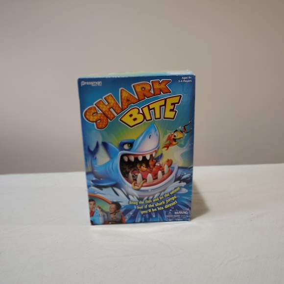 NIB Shark Bite Game 2-4 Players Ages 4 & Up Just In Time For Shark Week!! - Picture 6 of 8